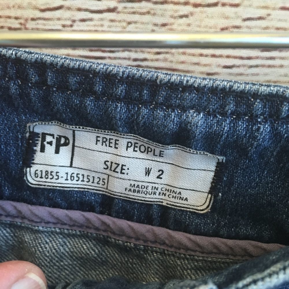FREE PEOPLE DENIM MINI SKIRT - Picture 5 of 5